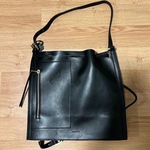 anti theft travel backpack Scapade AirPack – Travel Backpack Compatible with Apple Find My™️ & TS main image 1